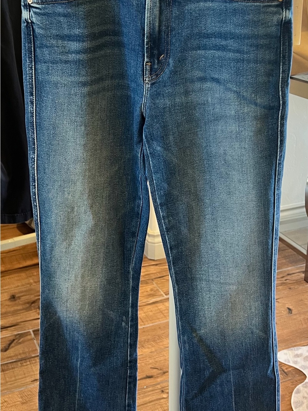 MOTHER Straight Jeans in Medium Blue Wash